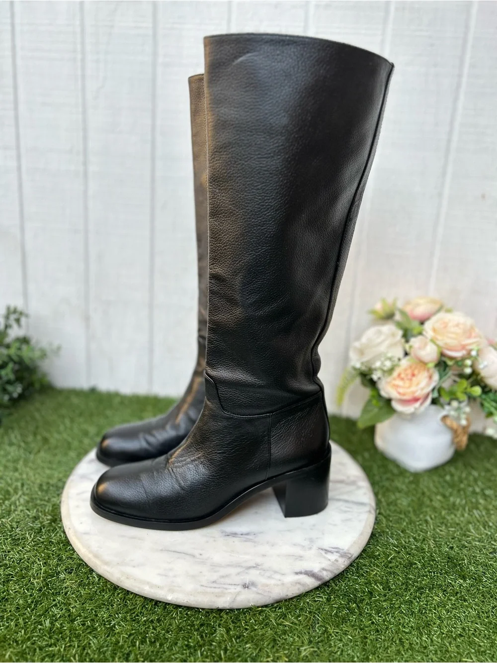 Stuart Weitzman Finn 55MM Leather Knee-High Boots black $795 size 6.5 gently use
